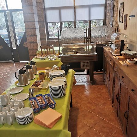 B&B Feral Ровінь Екстер'єр фото