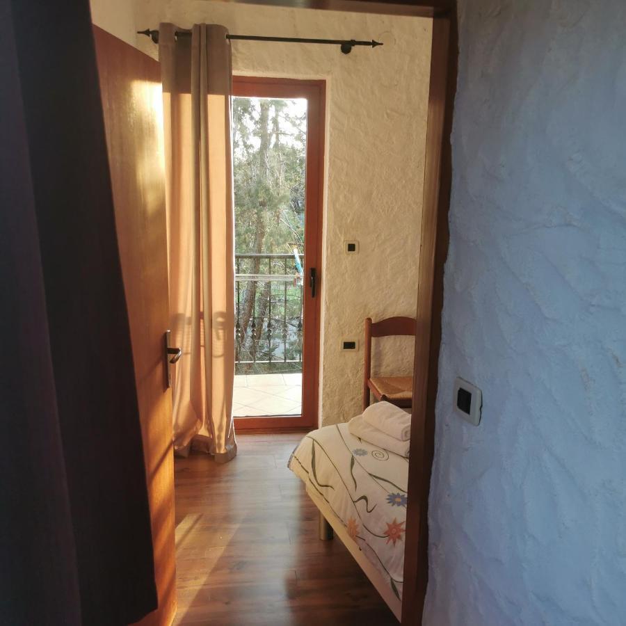 B&B Feral Ровінь Екстер'єр фото
