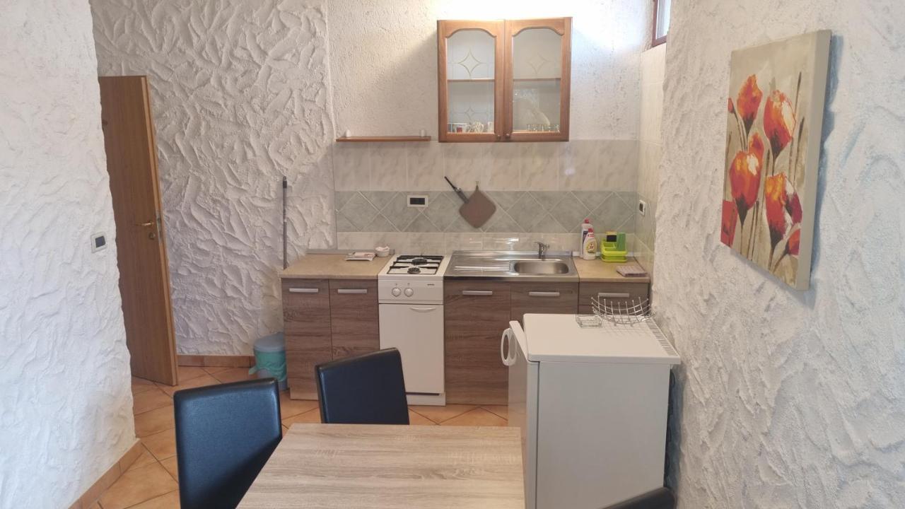 B&B Feral Ровінь Екстер'єр фото